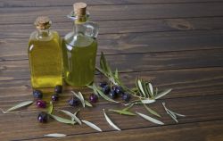 Botellas de aceite.