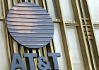 AT&T compra la plataforma de televisión de pago DirecTV por 48.978 millones de euros AT&T compra la plataforma de televisión de pago DirecTV por 48.978 millones de euros