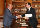 El Rey Juan Carlos abdica El Rey Juan Carlos abdica