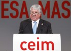 CEIM pide a los empresarios que pongan banderas en respaldo a Felipe VI CEIM pide a los empresarios que pongan banderas en respaldo a Felipe VI