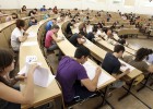 Becas para el curso 2014-2015: requisitos y cuantías Becas para el curso 2014-2015: requisitos y cuantías