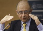 Confusión por una errata de Hacienda que aplaza la reforma fiscal a 2016 Confusión por una errata de Hacienda que aplaza la reforma fiscal a 2016