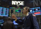 El Ibex salva los 11.000 tras una leve subida semanal del 0,45% El Ibex salva los 11.000 tras una leve subida semanal del 0,45%