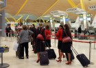 Un choque entre sindicatos deja a las azafatas fuera del ERE voluntario de Iberia Un choque entre sindicatos deja a las azafatas fuera del ERE voluntario de Iberia