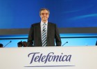 Telefónica admite que negocia una posible compra con la mexicana Iusacell Telefónica admite que negocia una posible compra con la mexicana Iusacell