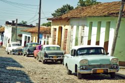 Típica calle empedrada de Trinidad.
