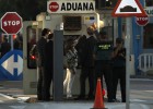 Hacienda acusa a Gibraltar de amparar a las bandas de contrabando de tabaco Hacienda acusa a Gibraltar de amparar a las bandas de contrabando de tabaco