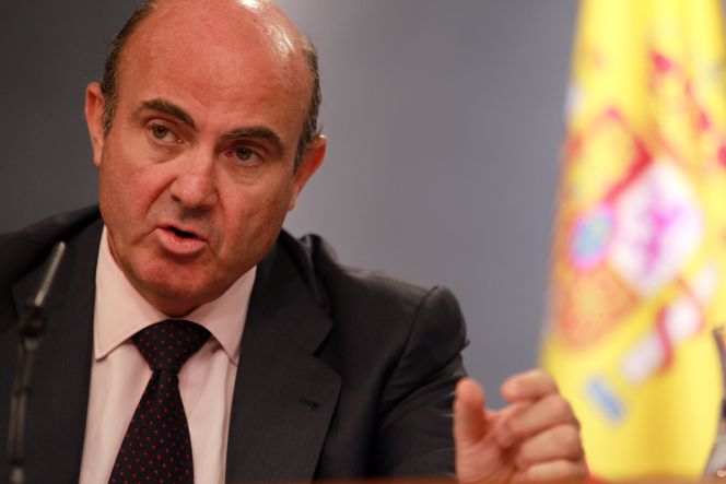 Guindos aplaza la venta de nuevas participaciones de Bankia hasta los test de estrés