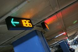 Los paneles led para la indicación de plazas de aparcamiento libres son uno de los productos estrella de Circontrol.