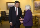 El terremoto en Francia no impide la escalada del Ibex, que tiene a Draghi de escudo El terremoto en Francia no impide la escalada del Ibex, que tiene a Draghi de escudo