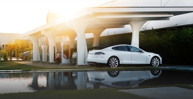 Tesla España Linkedin
