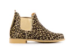 El 'animal print', o estampado de leopardo, cebra u otros en múltiples combinaciones, pisa fuerte este año.
