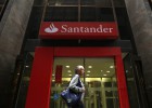 Santander coloca 1.500 millones en ‘cocos’ al 6,25% Santander coloca 1.500 millones en ‘cocos’ al 6,25%