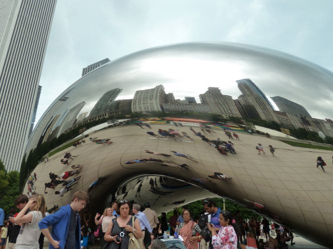 The Bean, una de las esculturas más populares de Chicago.