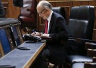 Las comunidades tendrán que reducir el déficit al 1% este año y, al 0,7% en 2015 Las comunidades tendrán que reducir el déficit al 1% este año y, al 0,7% en 2015