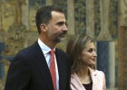 Los Reyes presidirán el desfile del 12 de octubre acompañados de sus hijas Los Reyes presidirán el desfile del 12 de octubre acompañados de sus hijas
