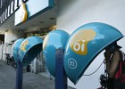 El caos y la deuda amenazan a los rivales de Telefónica en Brasil El caos y la deuda amenazan a los rivales de Telefónica en Brasil