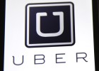 Dos coches de Uber, quemados en Barcelona Dos coches de Uber, quemados en Barcelona