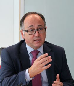“Estudiamos abrir rutas en Asia y hacer de puente entre Europa y África”