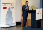 El striptease económico de Pedro Sánchez ante la élite empresarial El striptease económico de Pedro Sánchez ante la élite empresarial