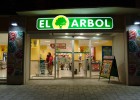 Dia cerrará 21 tiendas de El Árbol para salvar la empresa Dia cerrará 21 tiendas de El Árbol para salvar la empresa