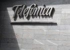Telefónica sitúa la liquidez en 18.400 millones tras comprar E-Plus Telefónica sitúa la liquidez en 18.400 millones tras comprar E-Plus
