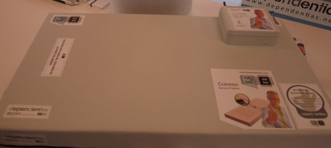 El colchón de la empresa Dependentex lleva varios sensores para controlar si la persona monitorizada está acostada.