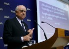 BBVA coloca 2.000 millones en acciones y cae el 4,5% BBVA coloca 2.000 millones en acciones y cae el 4,5%