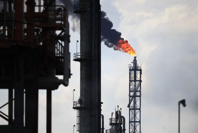Refinería en México