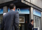 Telefónica y sus rivales fuerzan la máquina para convencer a BT Telefónica y sus rivales fuerzan la máquina para convencer a BT