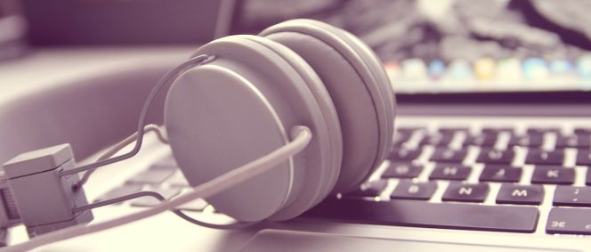 Los españoles ahorran en ocio: cae el gasto en música y vídeo