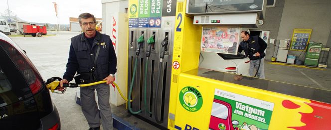 Gasolina y gasóleo deben bajar todavía un 6,3% y un 2,5%