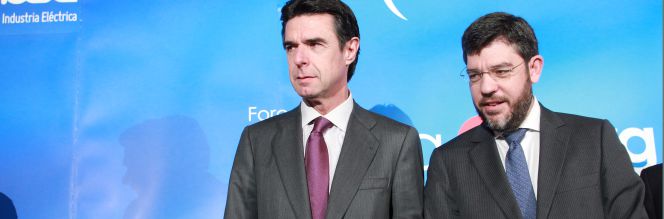 El ministro de Industria, José Manuel Soria, y el secretario de Estado de Energía, Alberto Nadal.
