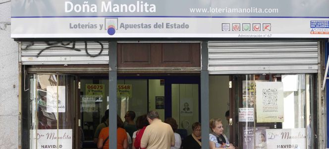 Entrada a la madrileña administración de lotería de Doña Manolita.