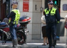 La policía puede pedirte el móvil para ver si es robado La policía puede pedirte el móvil para ver si es robado