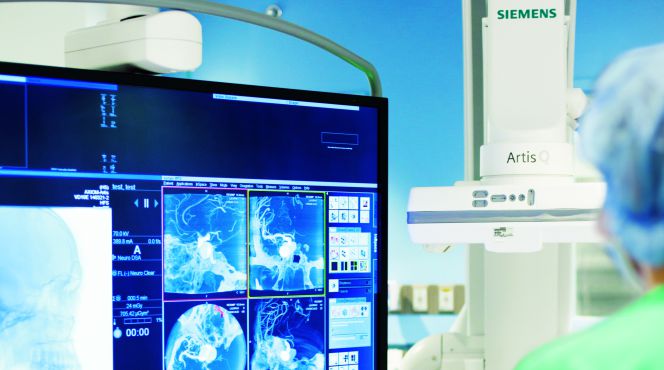 Equipo de radiología de Siemens en el Rush University Medical Center de Chicago (EE UU).