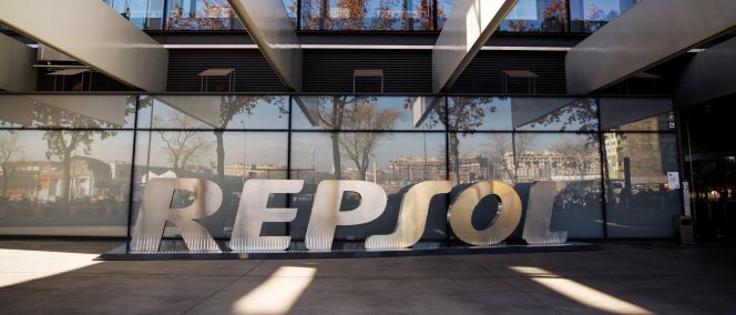 Edificio de la petrolera española.