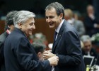 Zapatero pidió a Trichet que comprara deuda española Zapatero pidió a Trichet que comprara deuda española