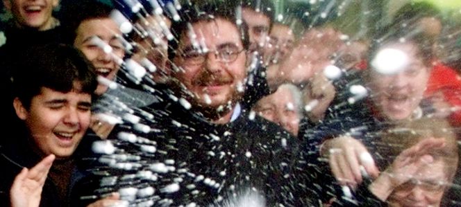 Celebración de los agraciados con el premio Gordo de Navidad.