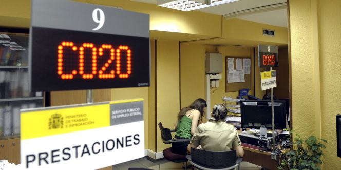Fotografía tomada en el interior de una oficina de empleo de Valladolid