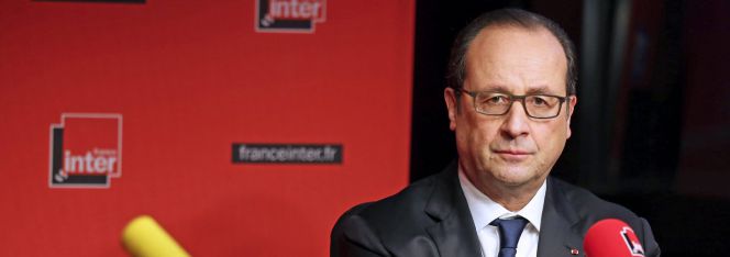 El presidente francés, François Hollande, durante una entrevista con la emisora "France Inter", en París (Francia), el lunes 5 de enero de 2015.