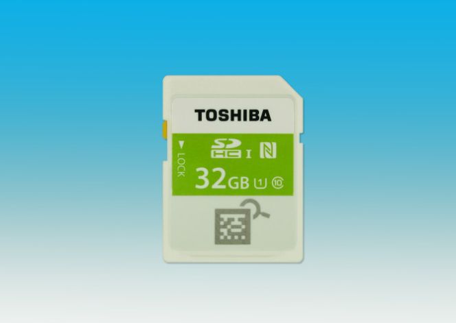 Tarjeta SD de Toshiba con NFC