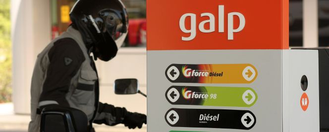 Novecientas gasolineras venden el diésel a menos de un euro el litro