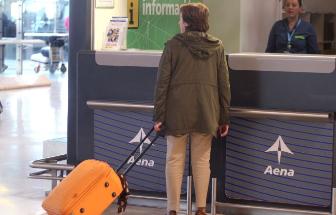 Punto de información de Aena en el aeropuerto madrileño de Barajas.