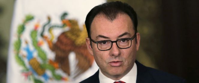 El ministro mexicano de Finanzas, Luis Videgaray, anunciando el plan de ajuste.