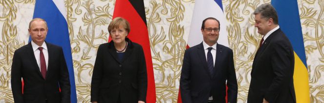 El presidente ruso, Vladimir Putin; la canciller alemana, Angela Merkel; el presidente galo, François Hollande; y el presidente ucranio, Alexander Lukashenko.