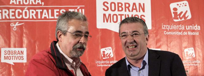 Fotografía de los portavoces de Izquierda Unida en la Asamblea y en el Ayuntamiento de Madrid, Gregorio Gordo (d) y Ángel Pérez (i).