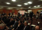 Ana Botella, increpada en un foro por un deshaucio Ana Botella, increpada en un foro por un deshaucio