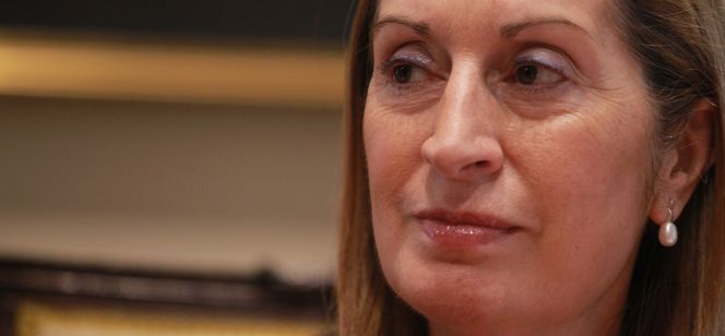 La ministra de Fomento, Ana Pastor.
