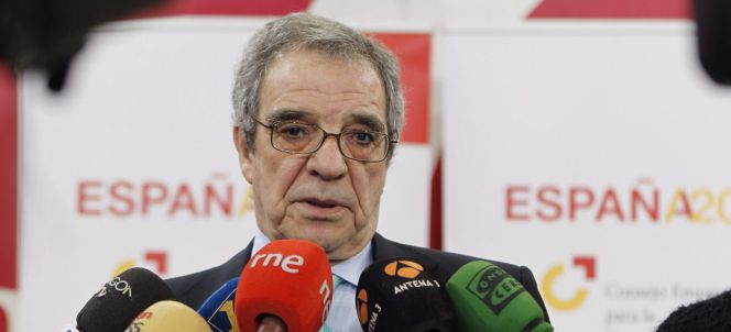 El presidente de Telefónica y del Consejo Empresarial para la Competitividad, César Alierta.